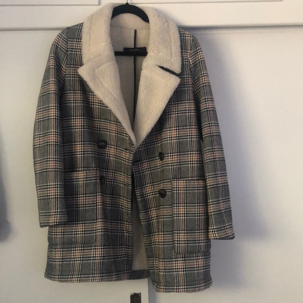 Zara Women’s plaid peacoat with lined shearling